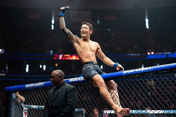 유주상 ufc 데뷔전 승리